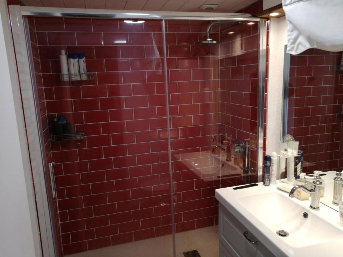 Maisonnette Bort De Mer Фронтиньян Экстерьер фото
