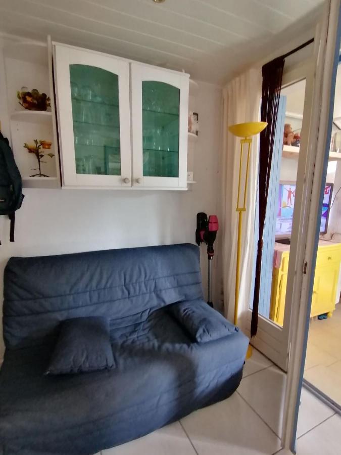 Maisonnette Bort De Mer Фронтиньян Экстерьер фото