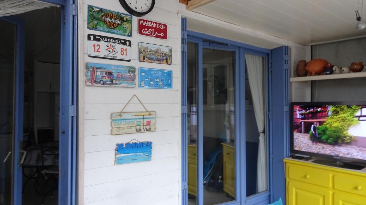 Maisonnette Bort De Mer Фронтиньян Экстерьер фото